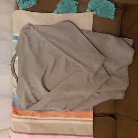 alfred dunner size ps gray square neck 3/4 sleeve pullover top with embroidery + - Picture 9 of 11